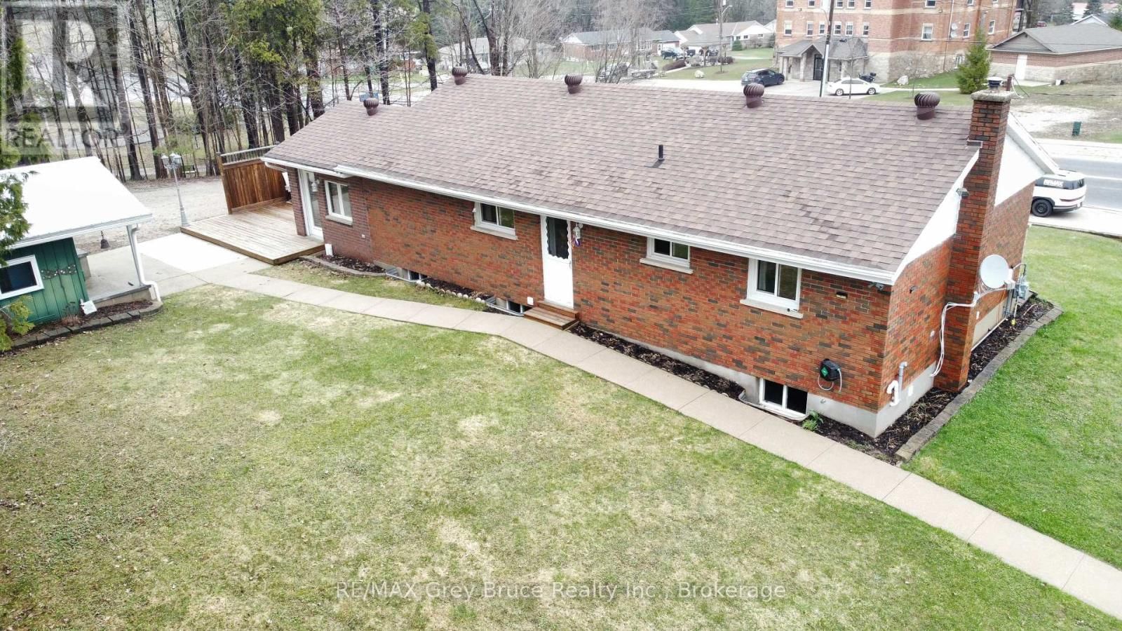 32 GARAFRAXA STREET Image 31