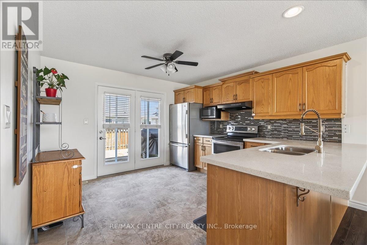 71 MIDDLESEX DRIVE Image 13