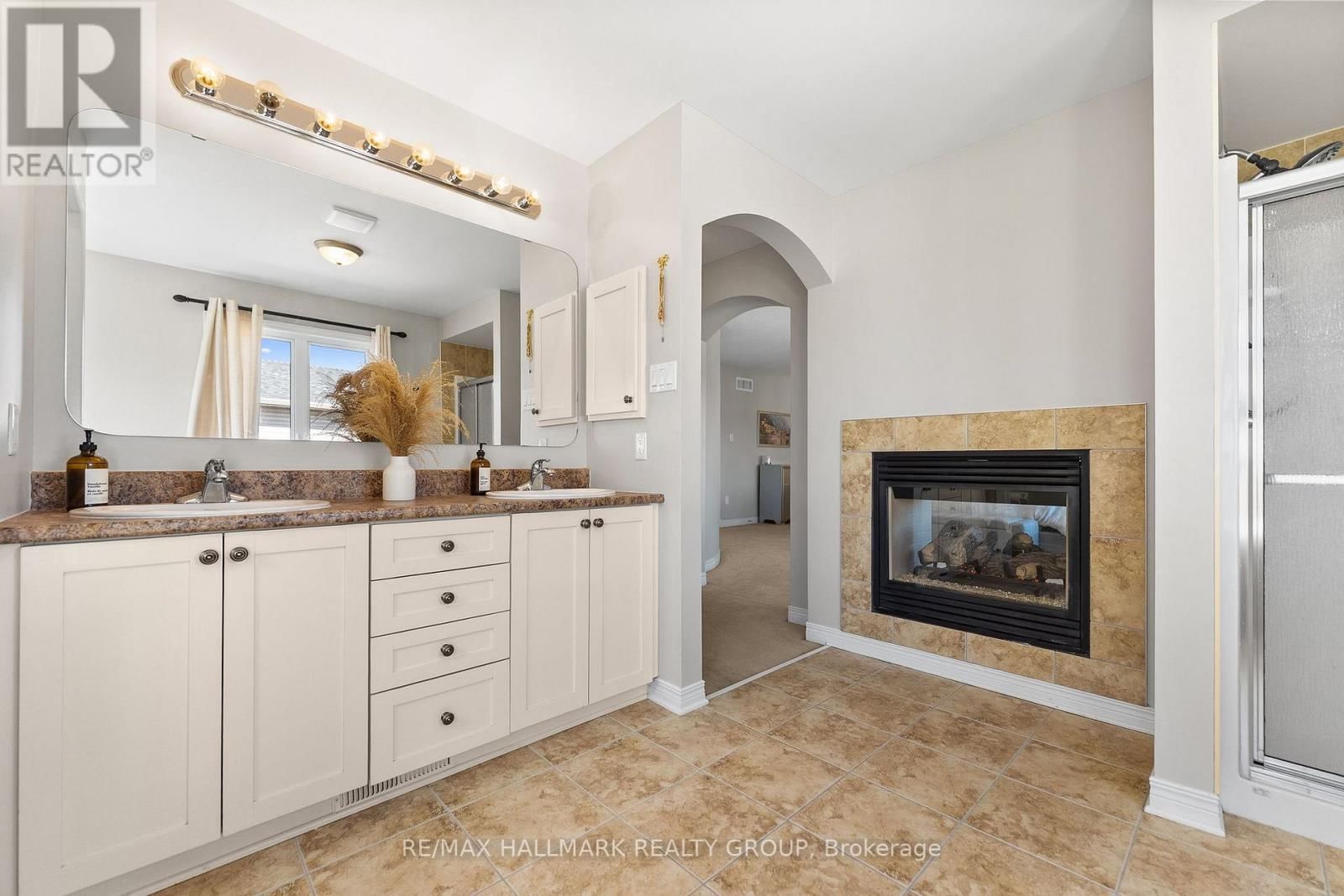 1965 MONTMERE AVENUE Image 29