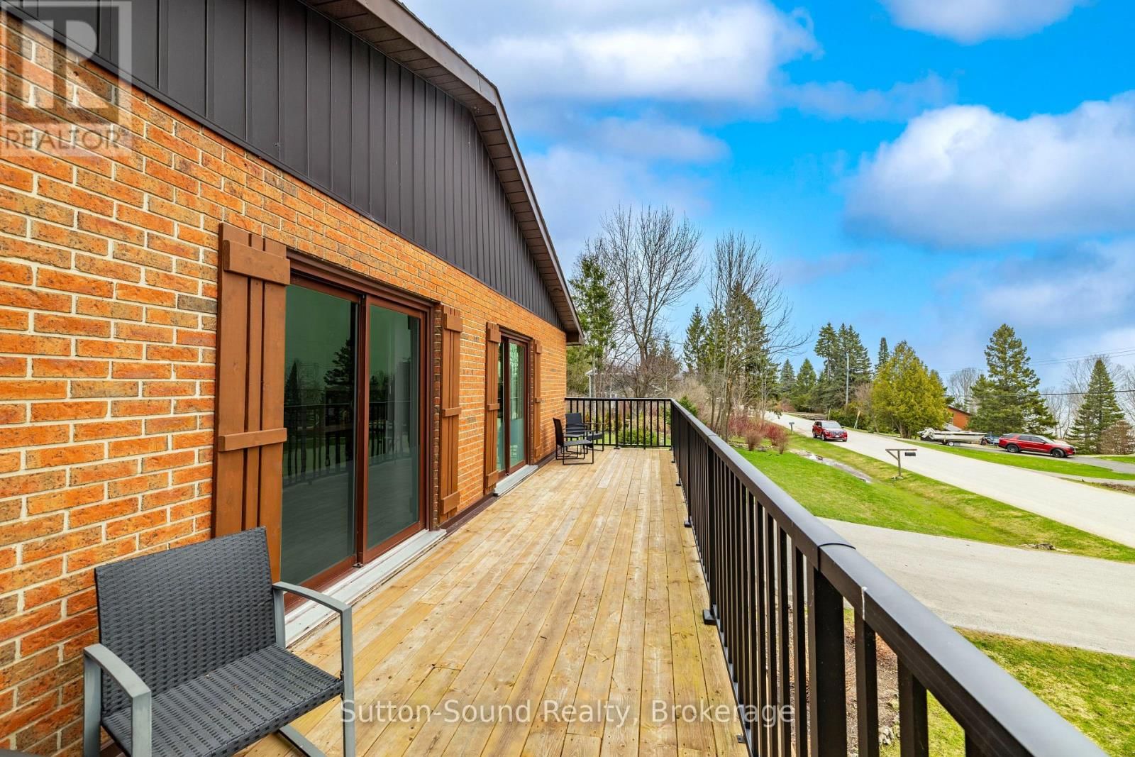 138 MACINTOSH DRIVE Image 28