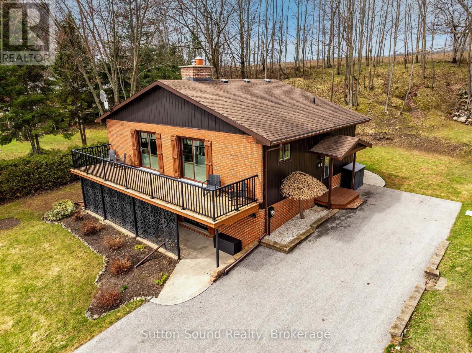 138 MACINTOSH DRIVE Image 3