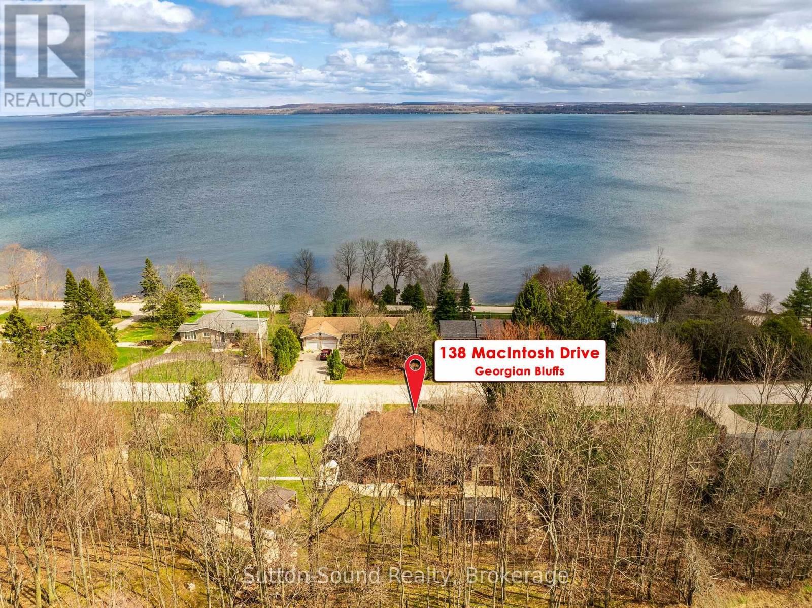 138 MACINTOSH DRIVE Image 48