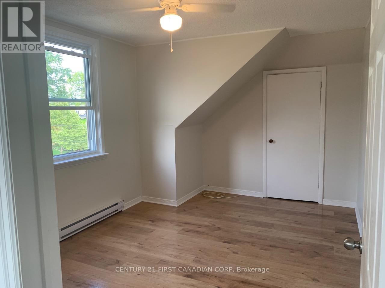 Apt 3 - 359 PRINCESS AVENUE Image 4