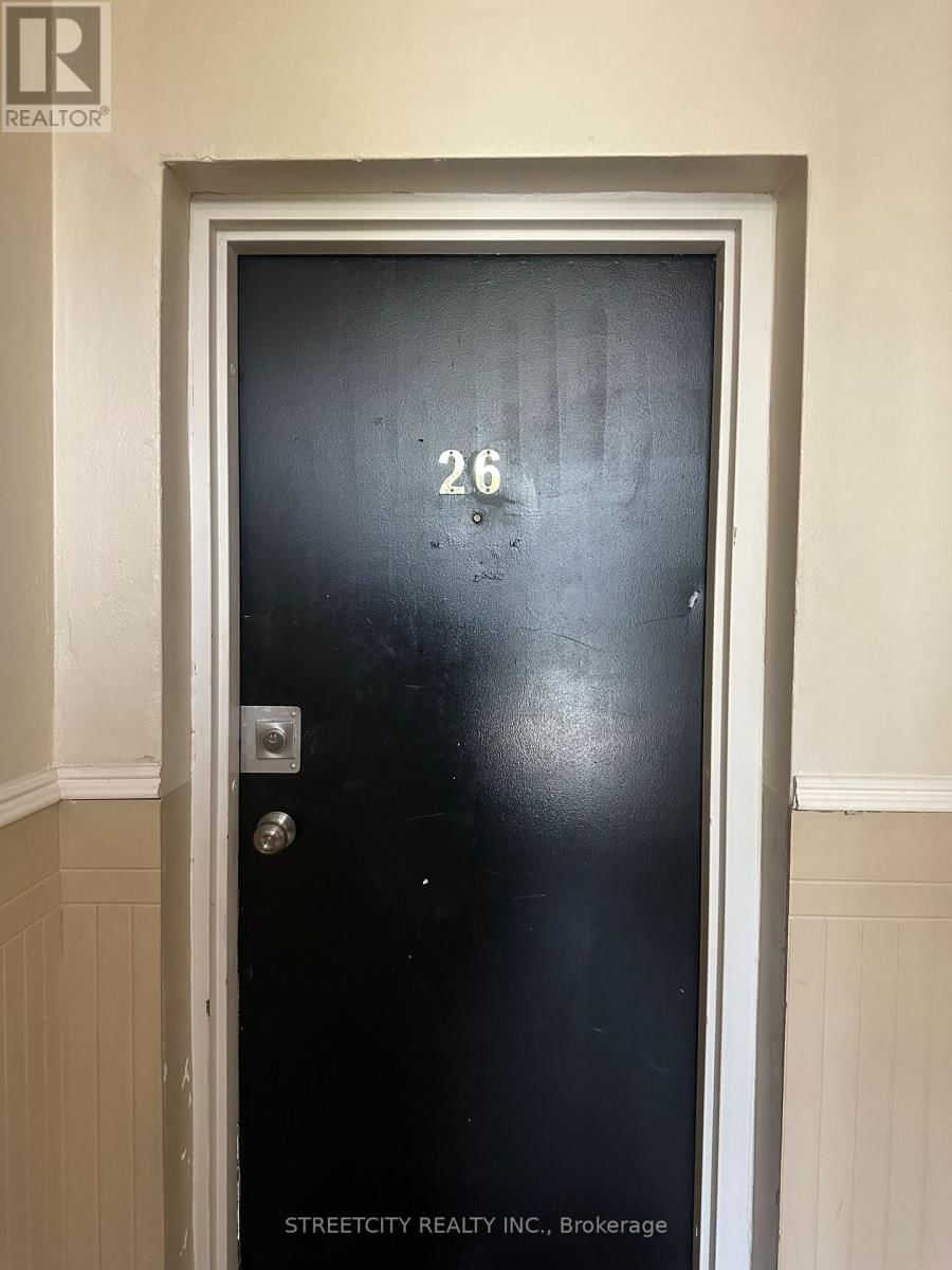 26 - 220 ASHLAND AVENUE EAST Image 4