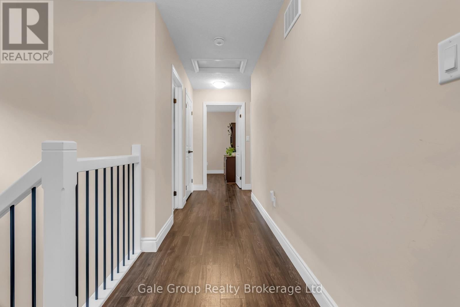 48 CASH CRESCENT Image 15