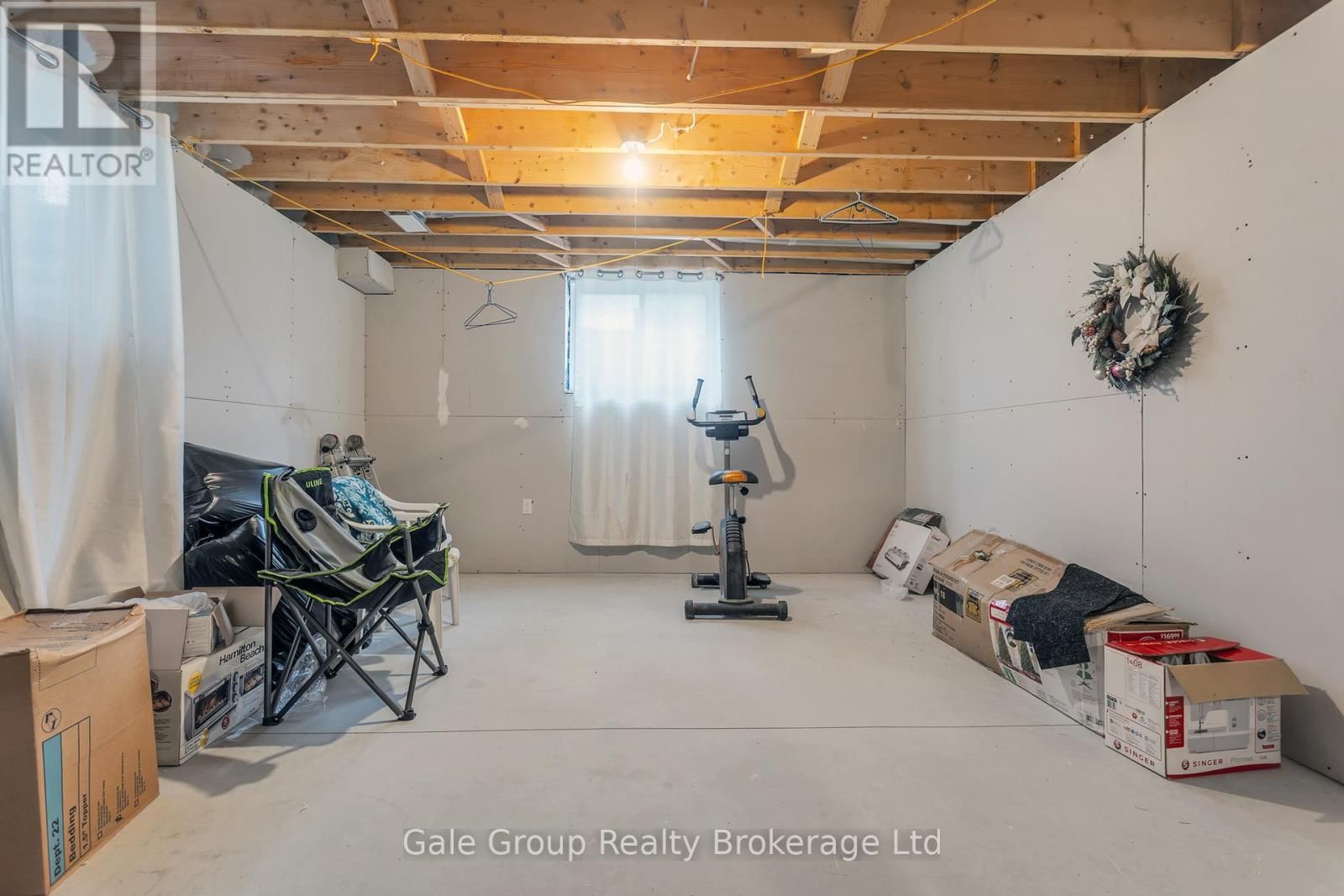 48 CASH CRESCENT Image 28