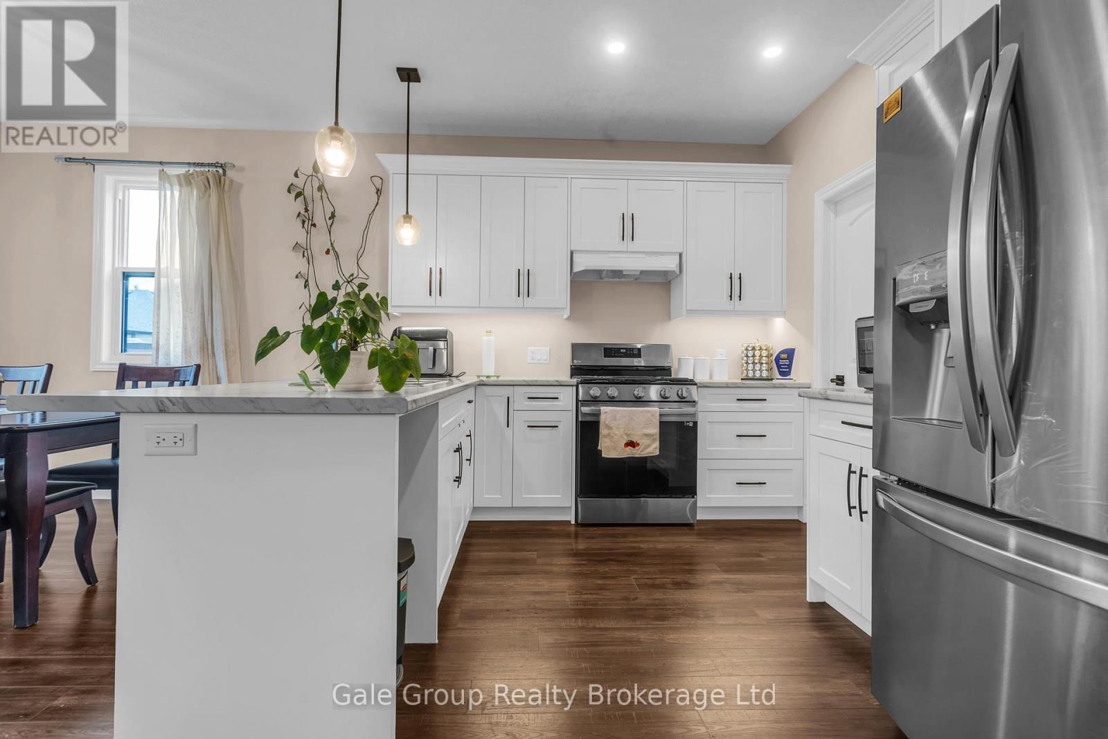 48 CASH CRESCENT Image 4