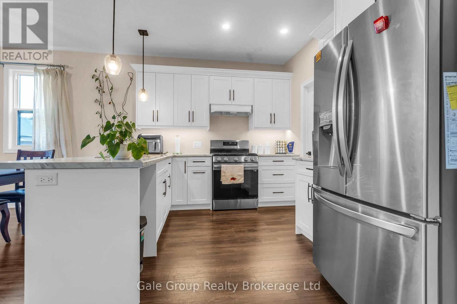 48 CASH CRESCENT Image 7