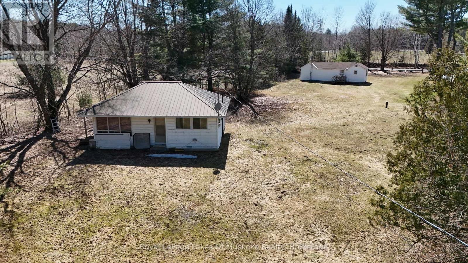 1080 ST. PETER'S ROAD Image 14