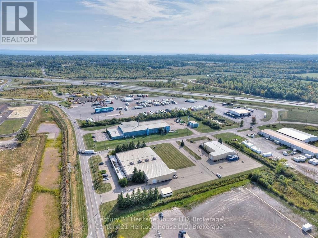 1767 PETTIT ROAD Image 14