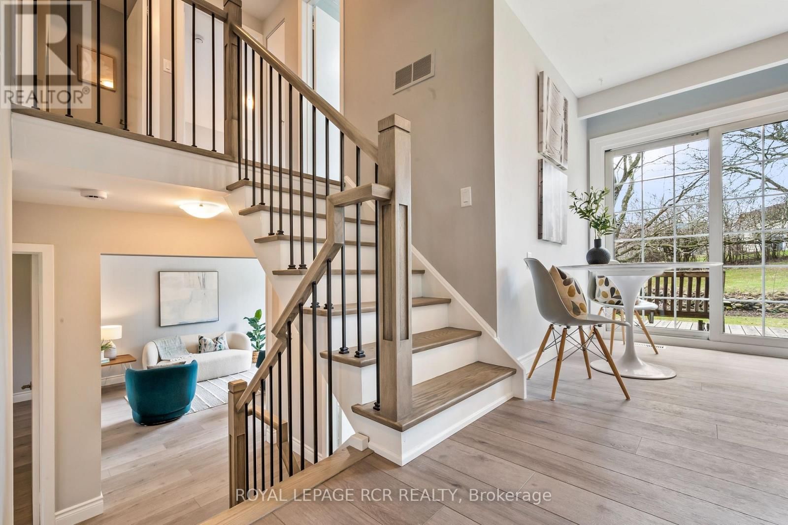 24 RANDY AVENUE Image 23