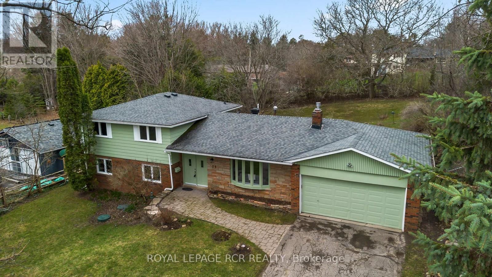 24 RANDY AVENUE Image 34