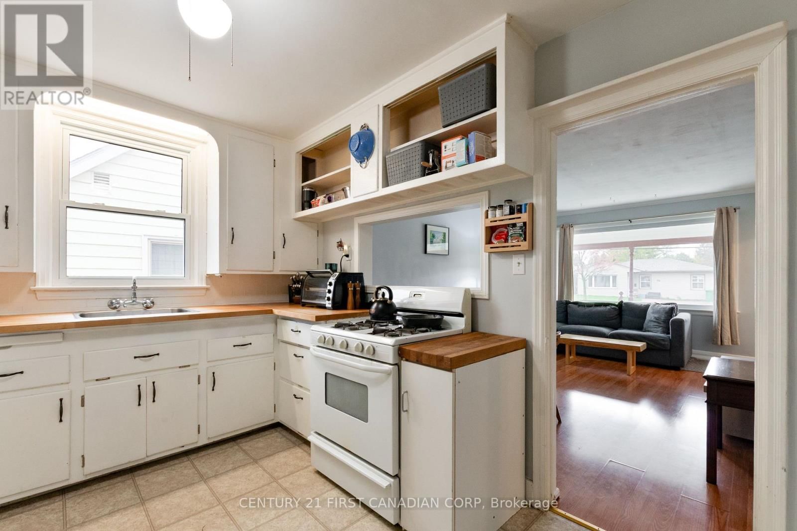 65 FIRST AVENUE Image 11