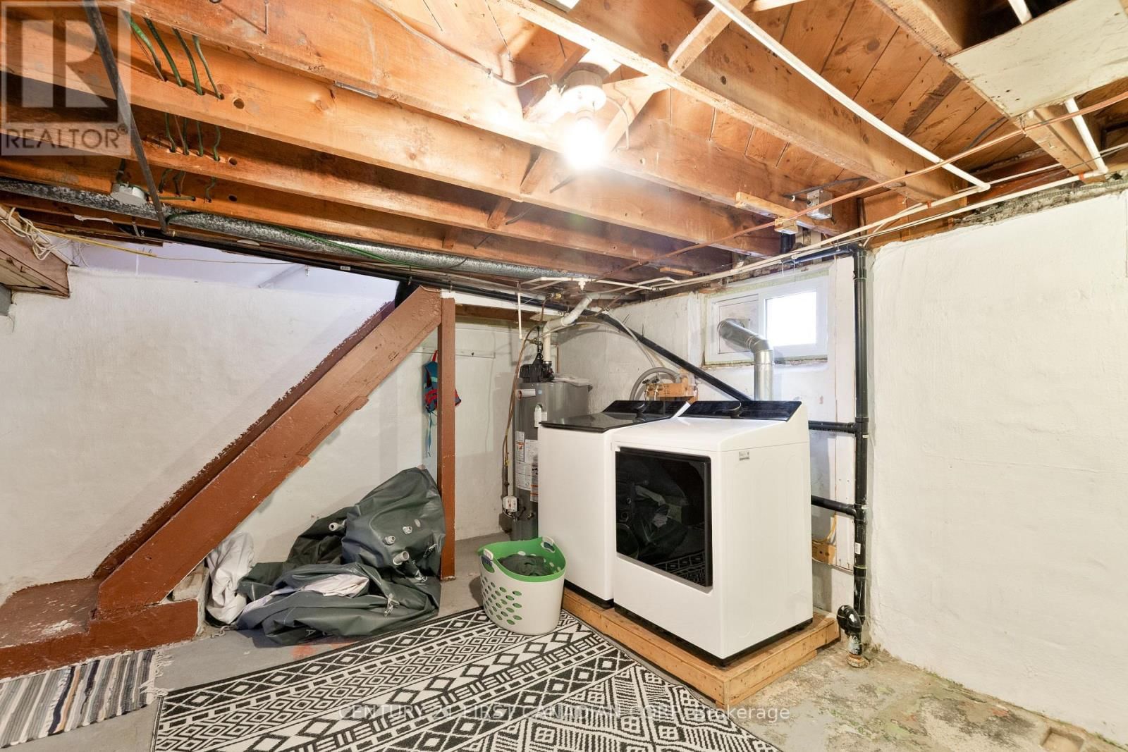 65 FIRST AVENUE Image 23