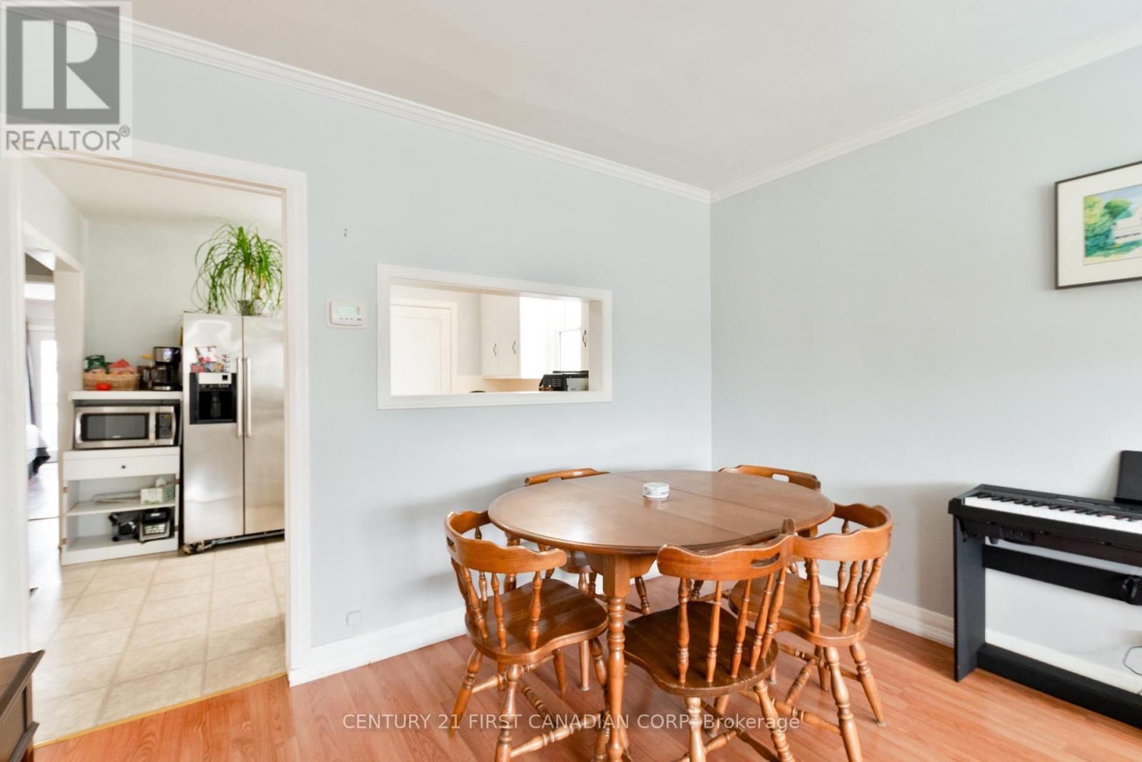 65 FIRST AVENUE Image 9