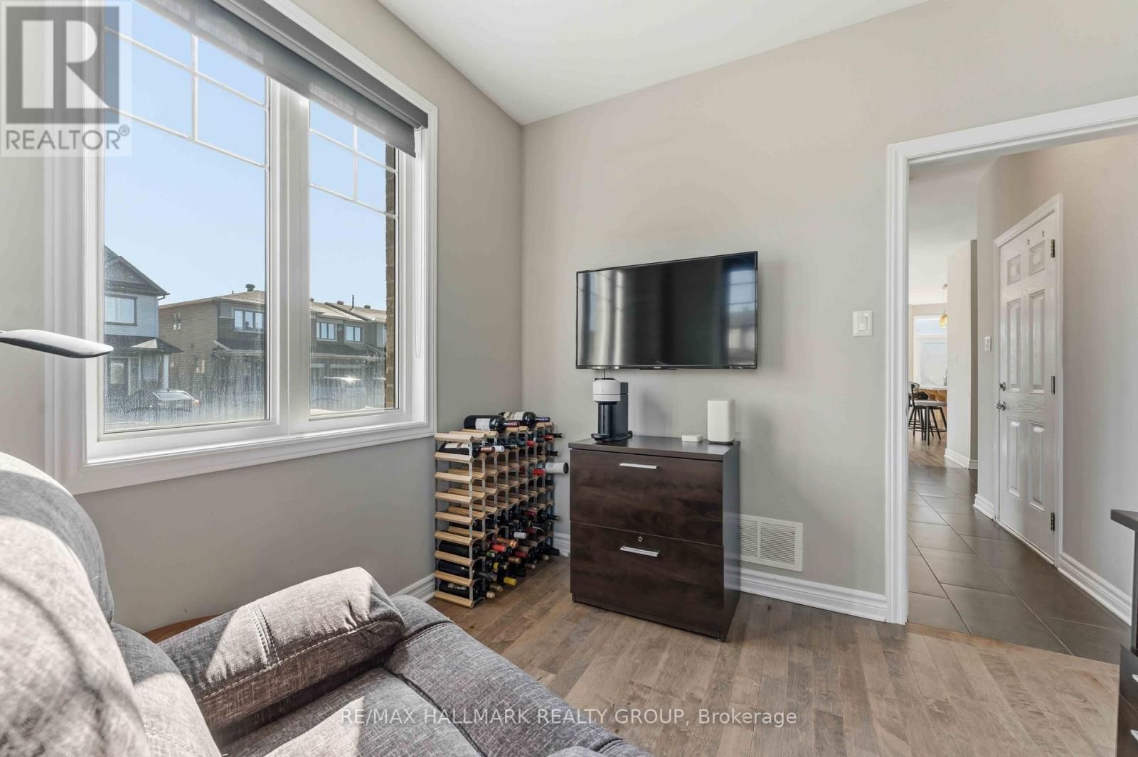 534 HYSSOP STREET Image 15