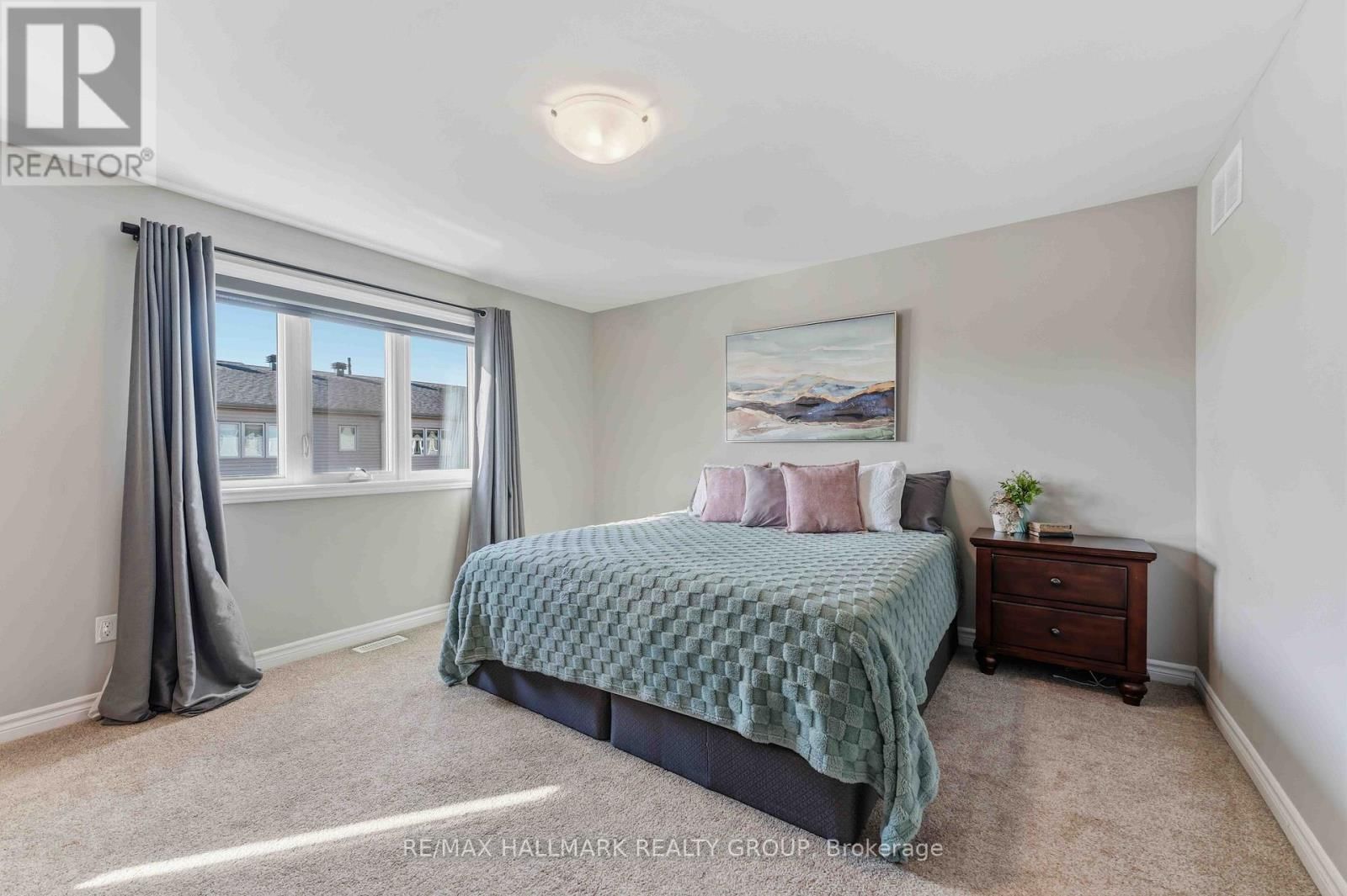 534 HYSSOP STREET Image 18