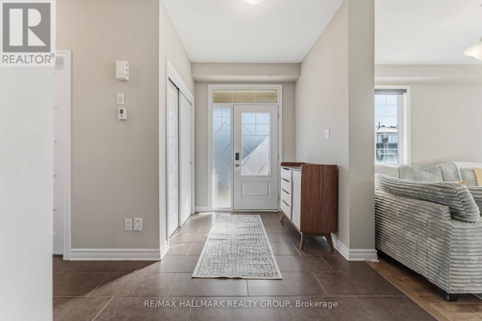 534 HYSSOP STREET Image 2