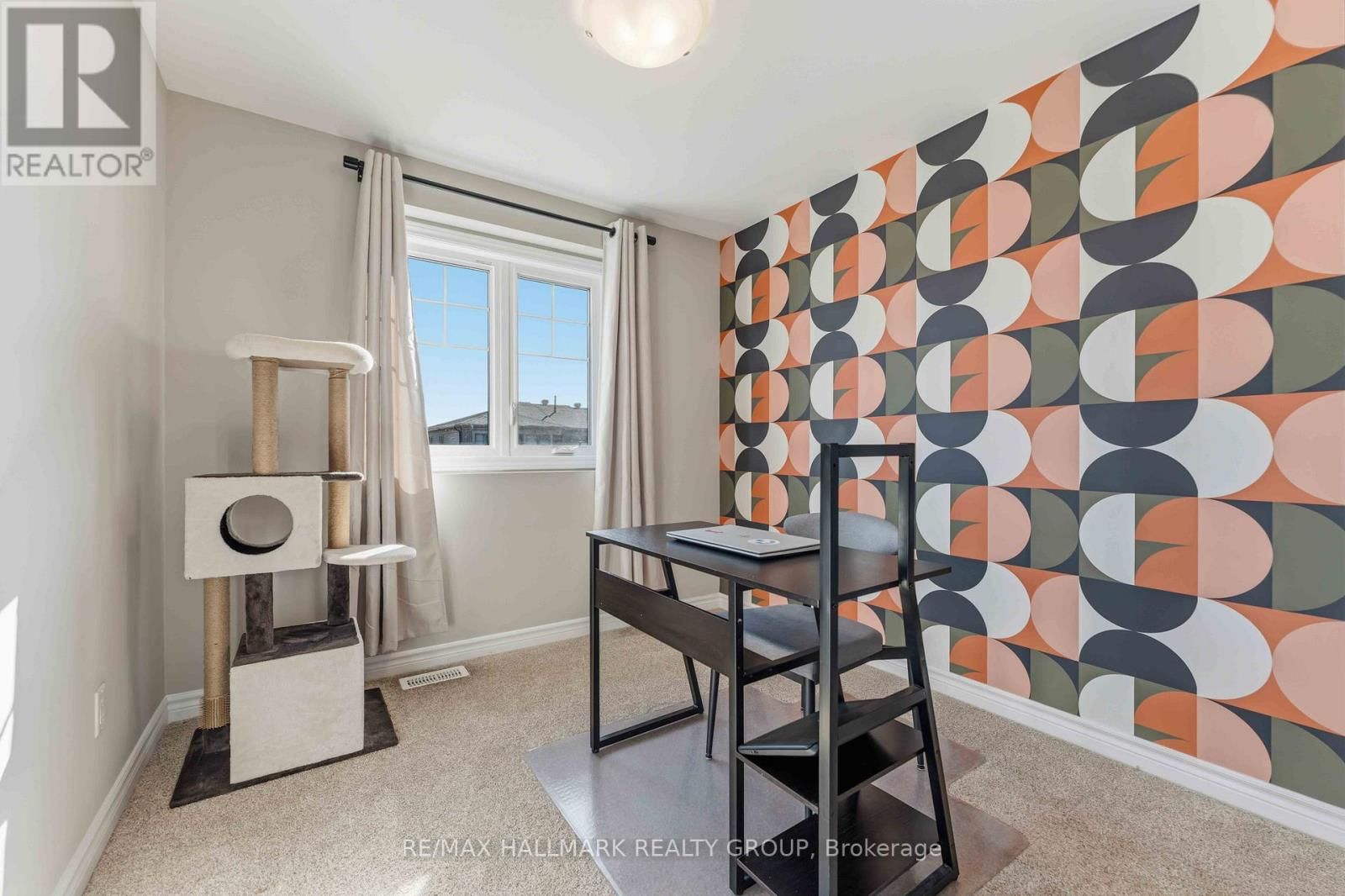 534 HYSSOP STREET Image 21