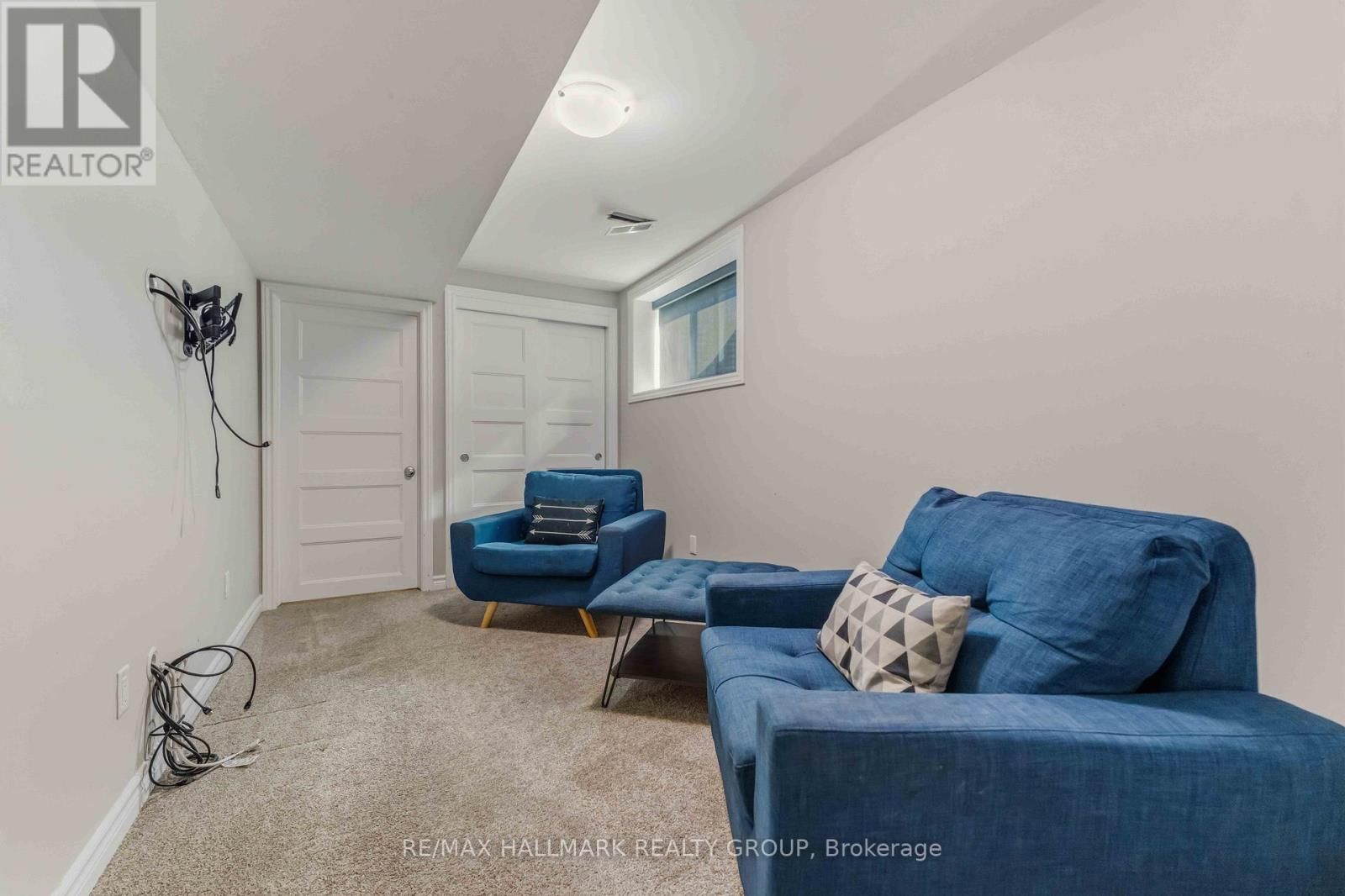 534 HYSSOP STREET Image 29