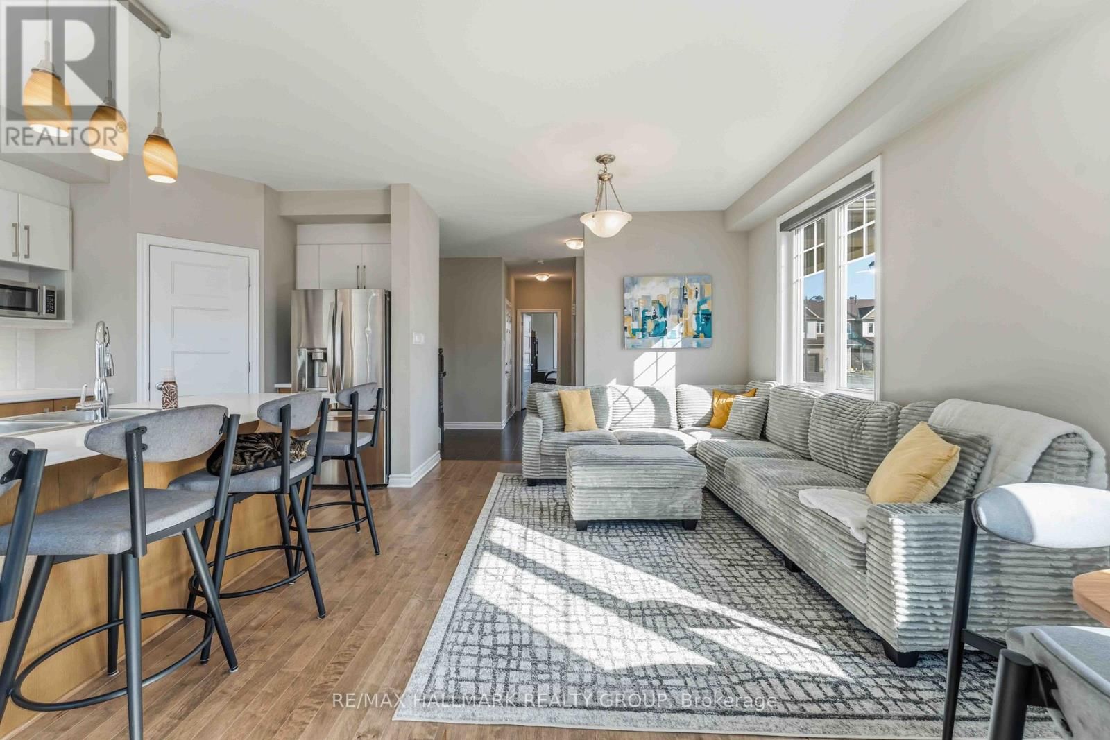 534 HYSSOP STREET Image 9