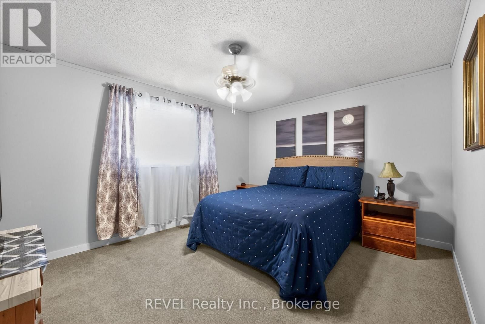 698 DAYTONA DRIVE Image 15