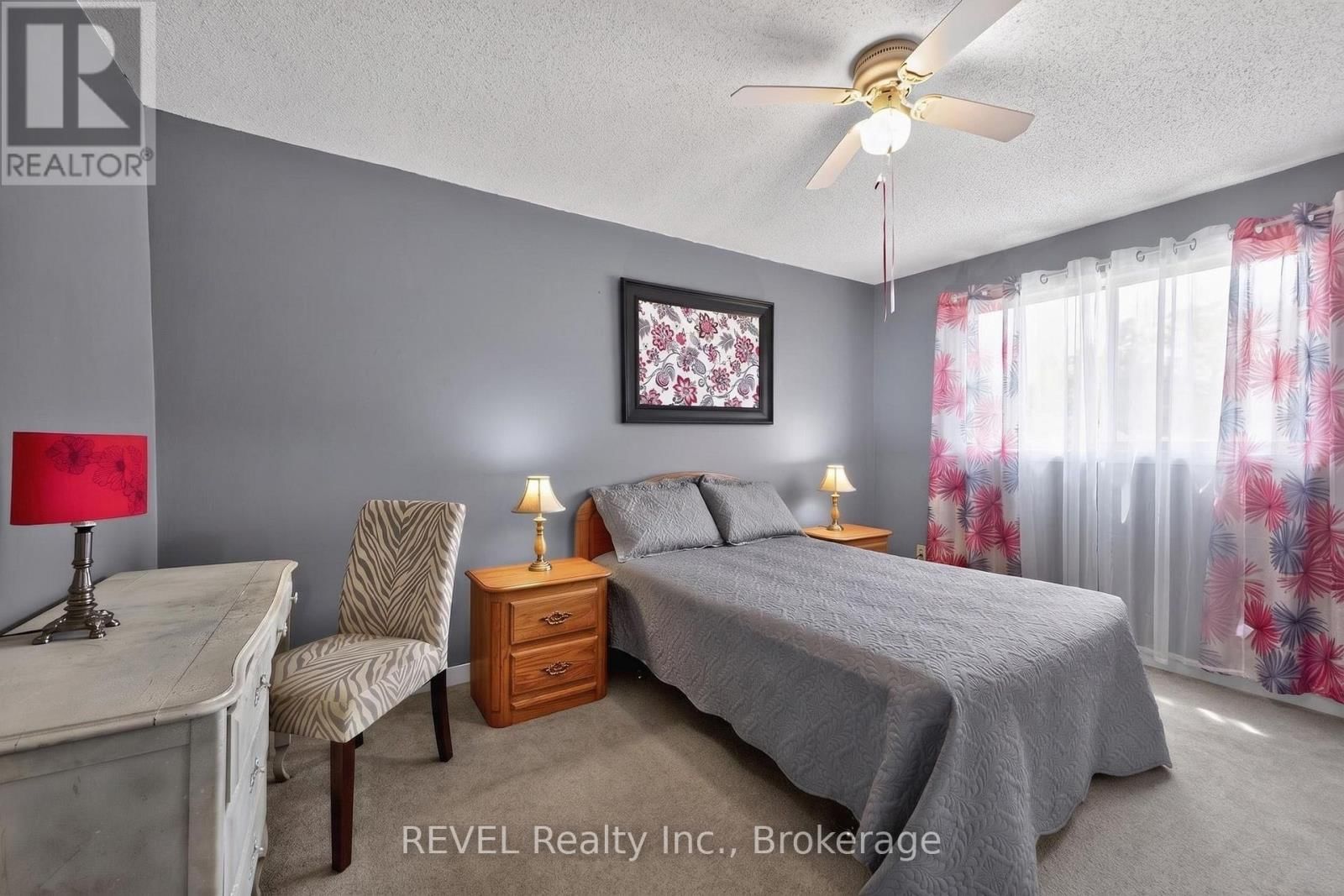 698 DAYTONA DRIVE Image 21