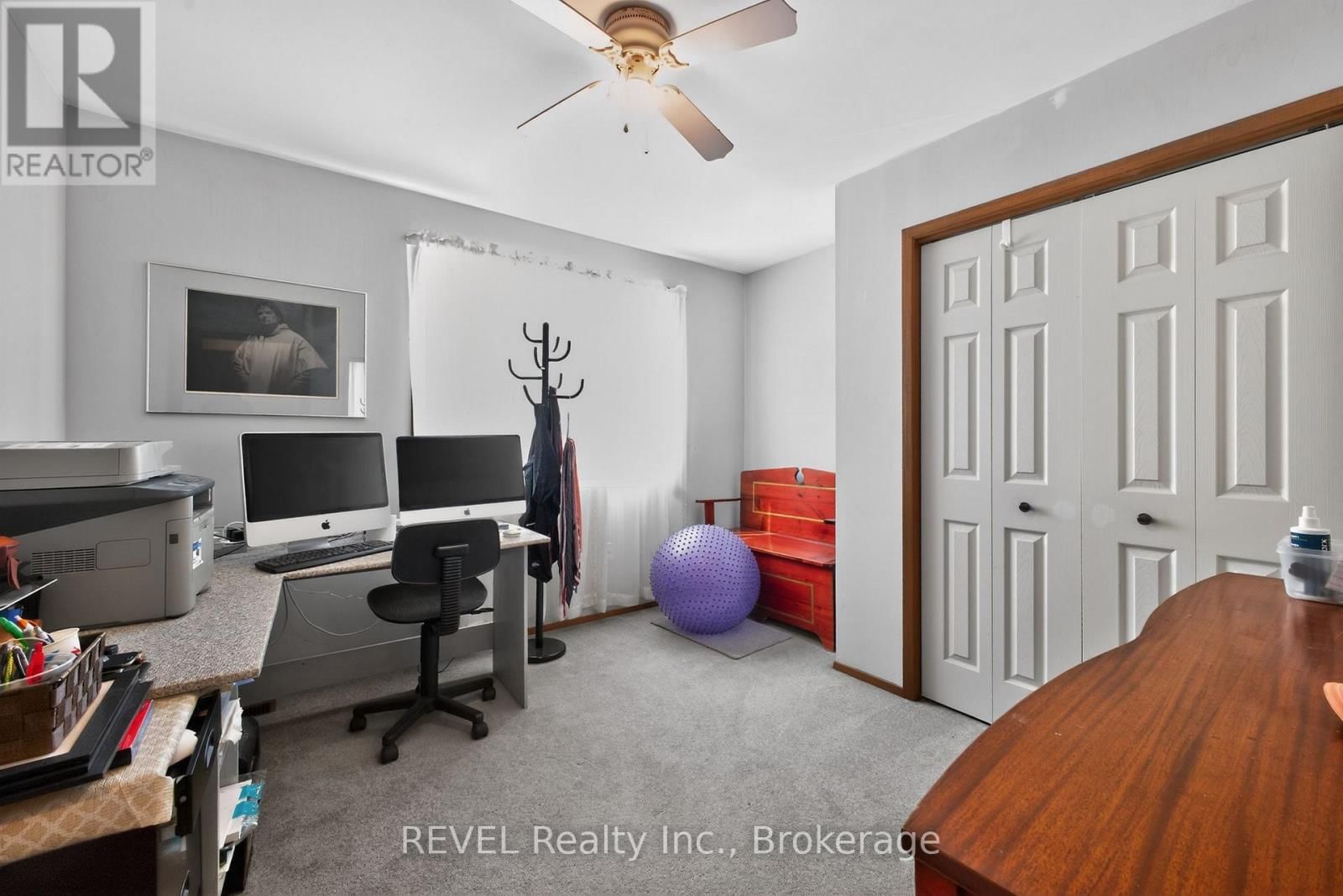 698 DAYTONA DRIVE Image 22