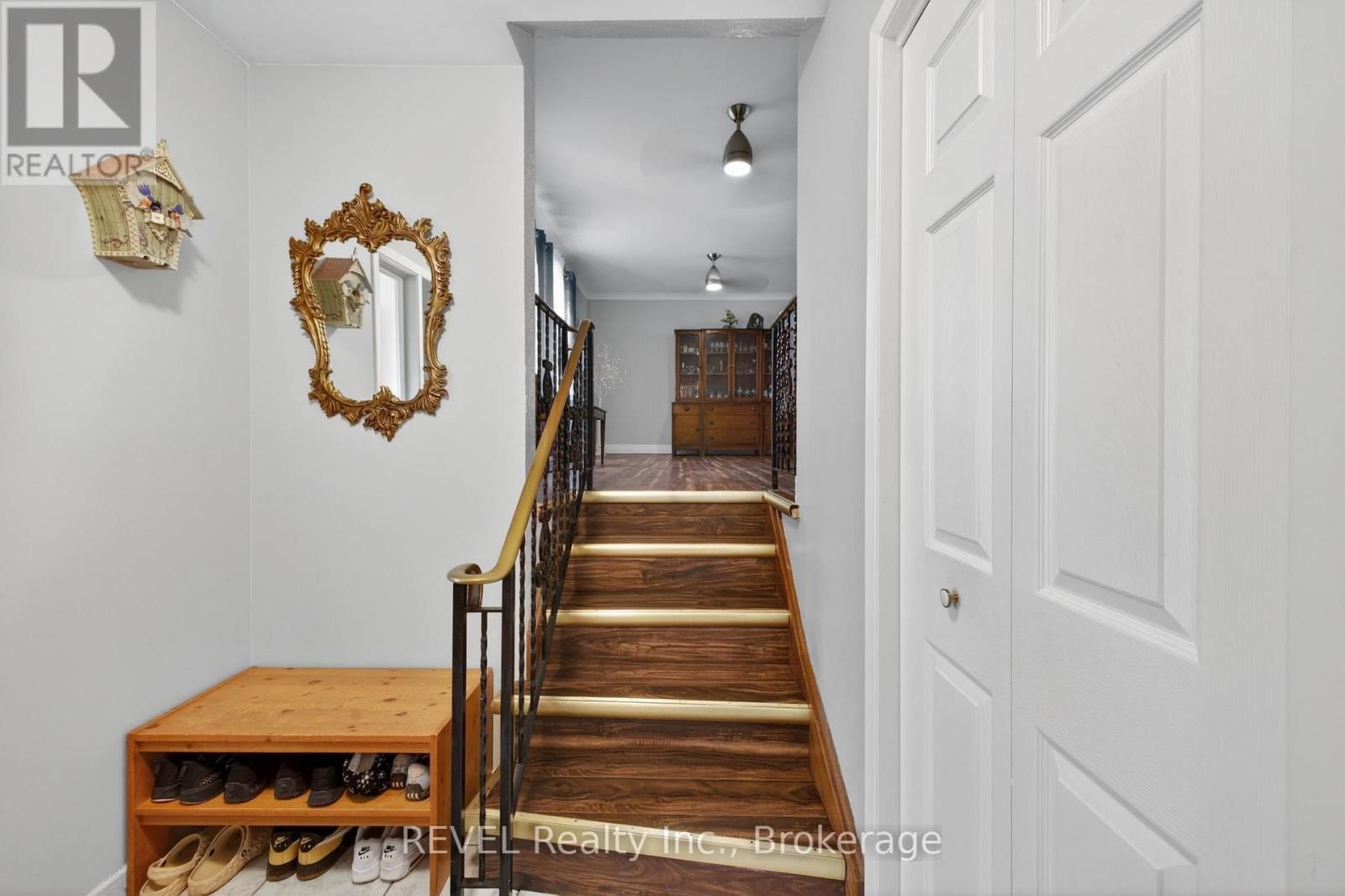 698 DAYTONA DRIVE Image 7