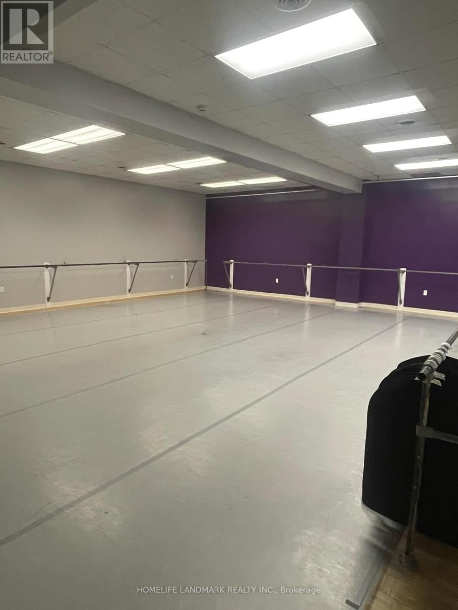 183 MAIN STREET EAST Image 3