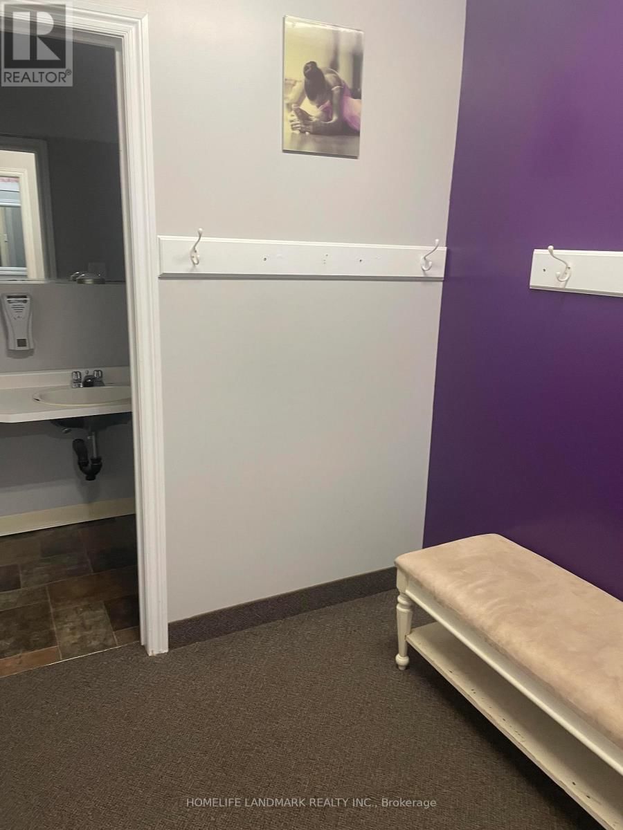 183 MAIN STREET EAST Image 5