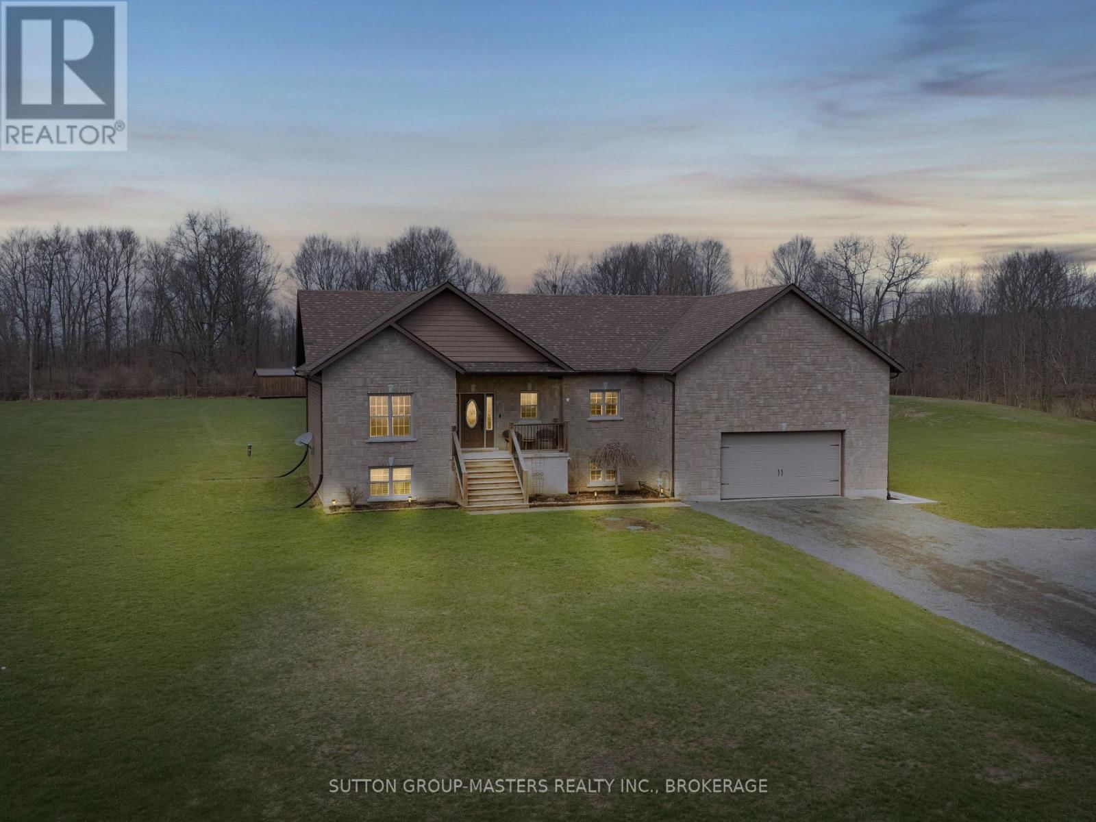 11 DAWSON DRIVE Image 1