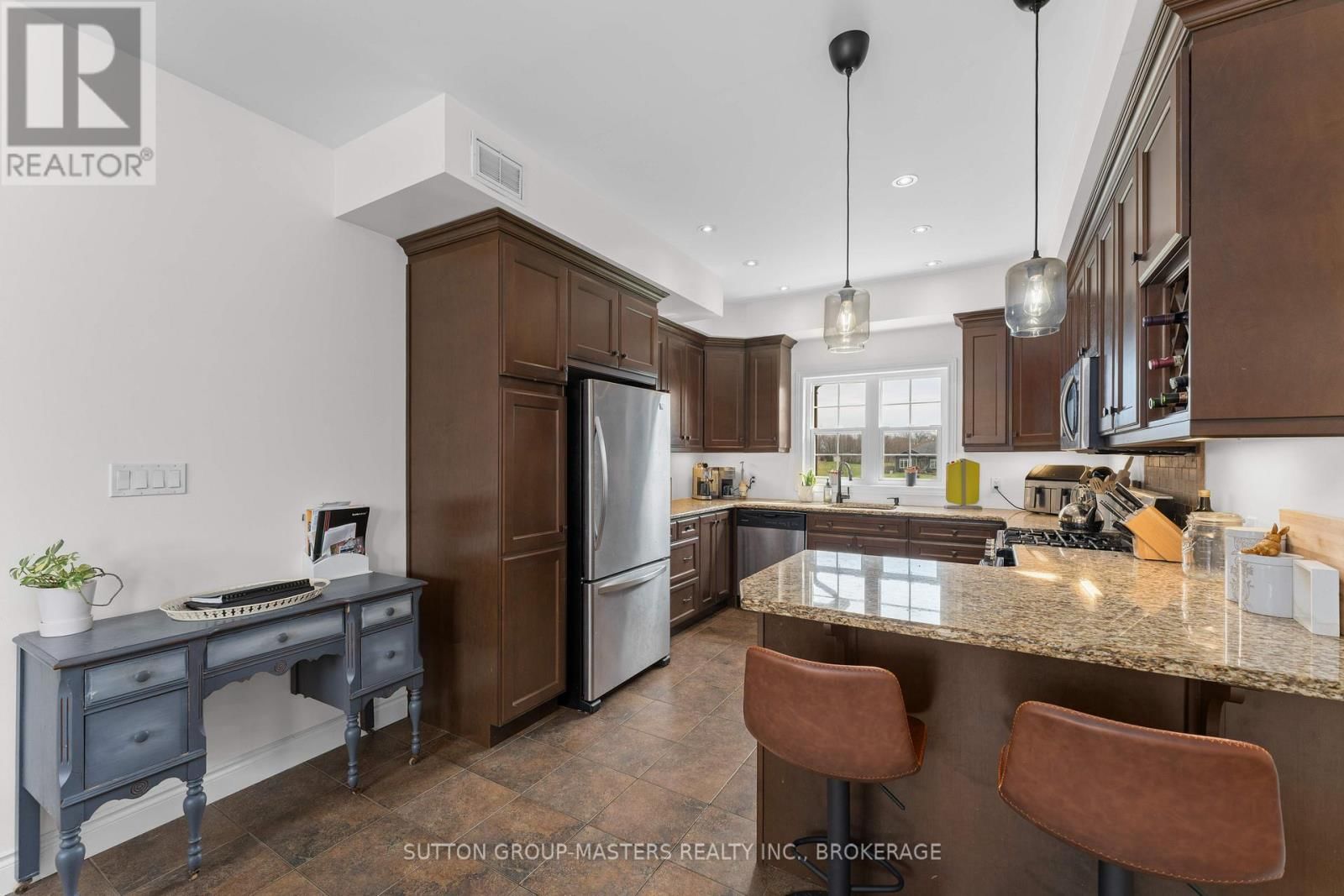 11 DAWSON DRIVE Image 10