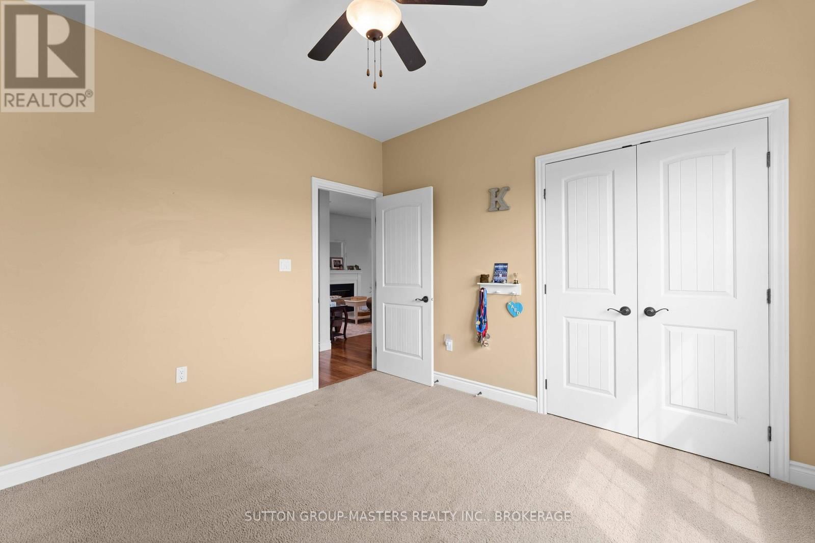 11 DAWSON DRIVE Image 16