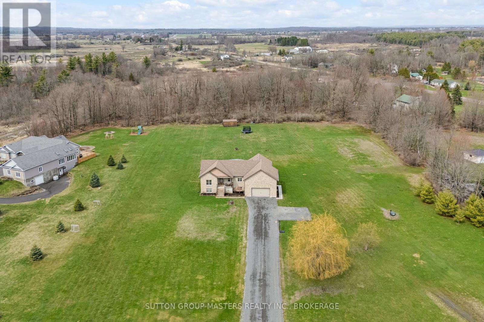 11 DAWSON DRIVE Image 38