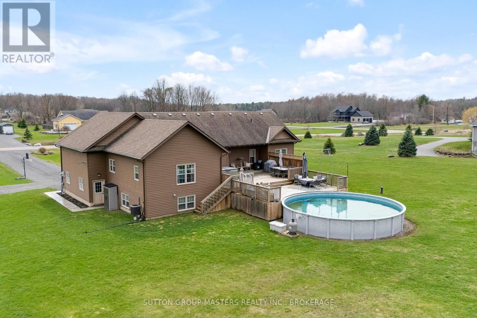 11 DAWSON DRIVE Image 45