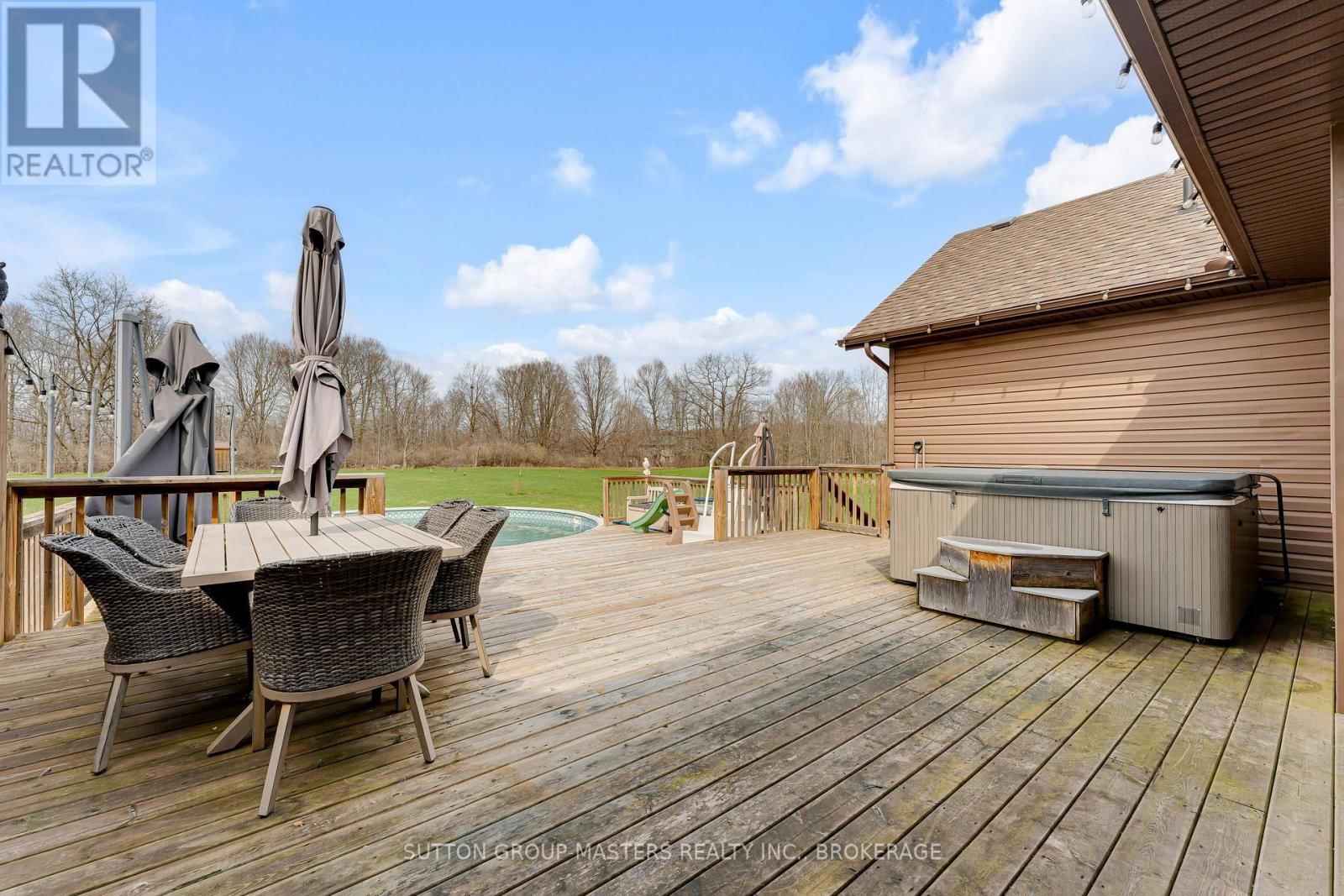 11 DAWSON DRIVE Image 46