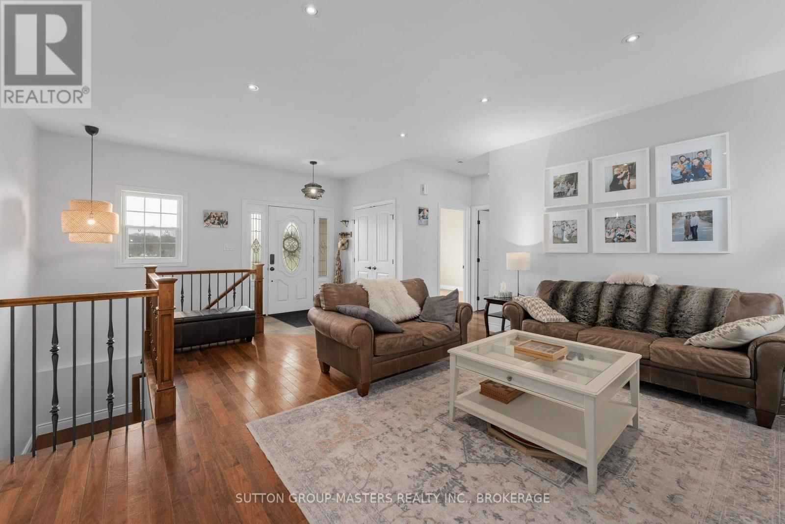 11 DAWSON DRIVE Image 6