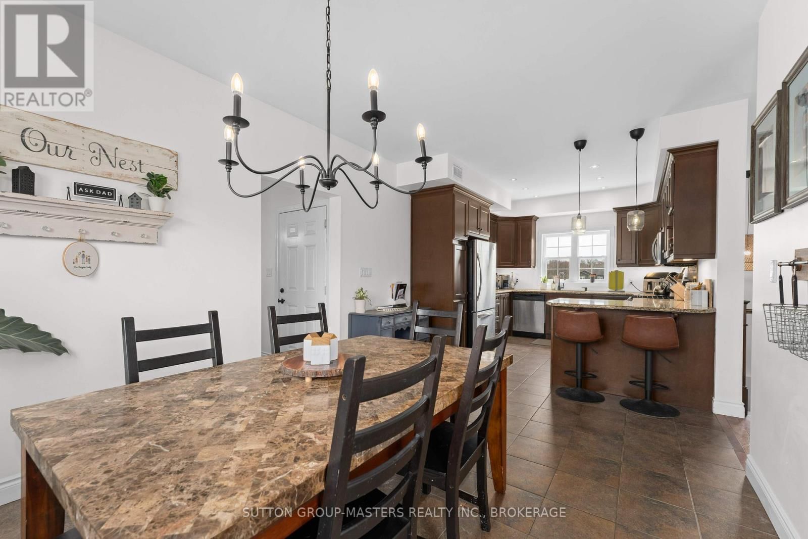 11 DAWSON DRIVE Image 9