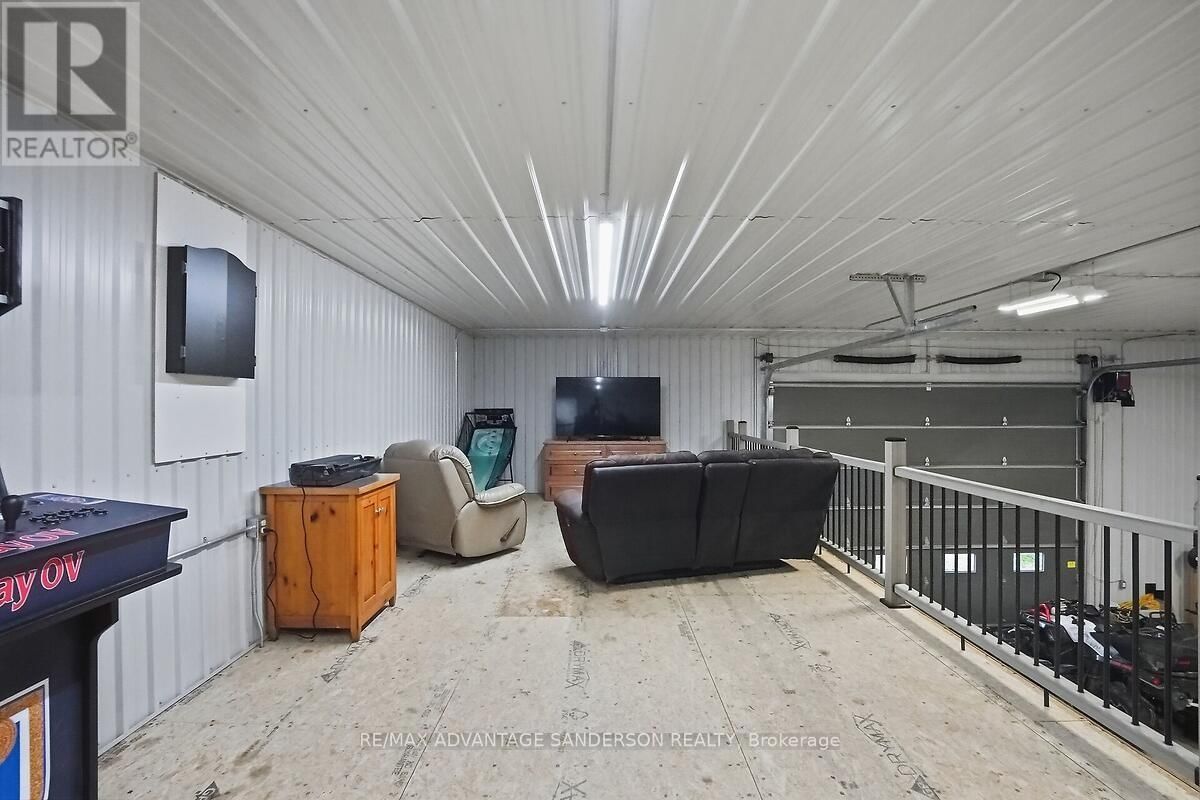 12486 MEDWAY ROAD Image 28