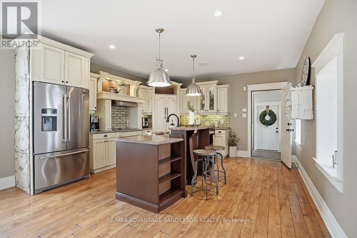 12486 MEDWAY ROAD Image 34