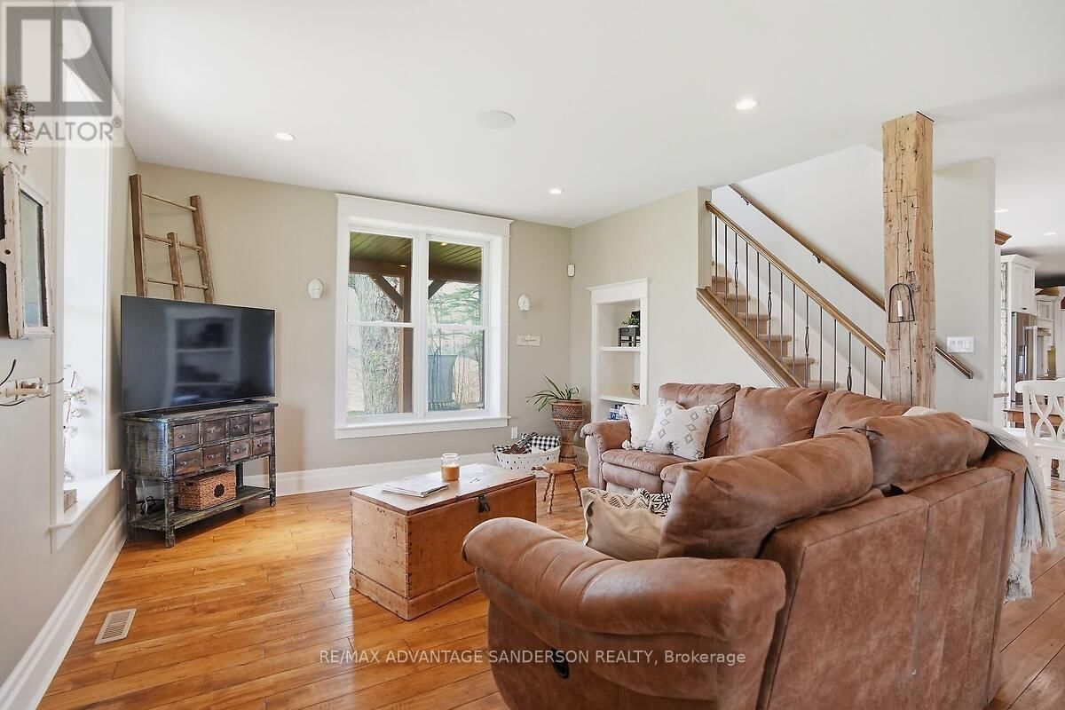 12486 MEDWAY ROAD Image 39