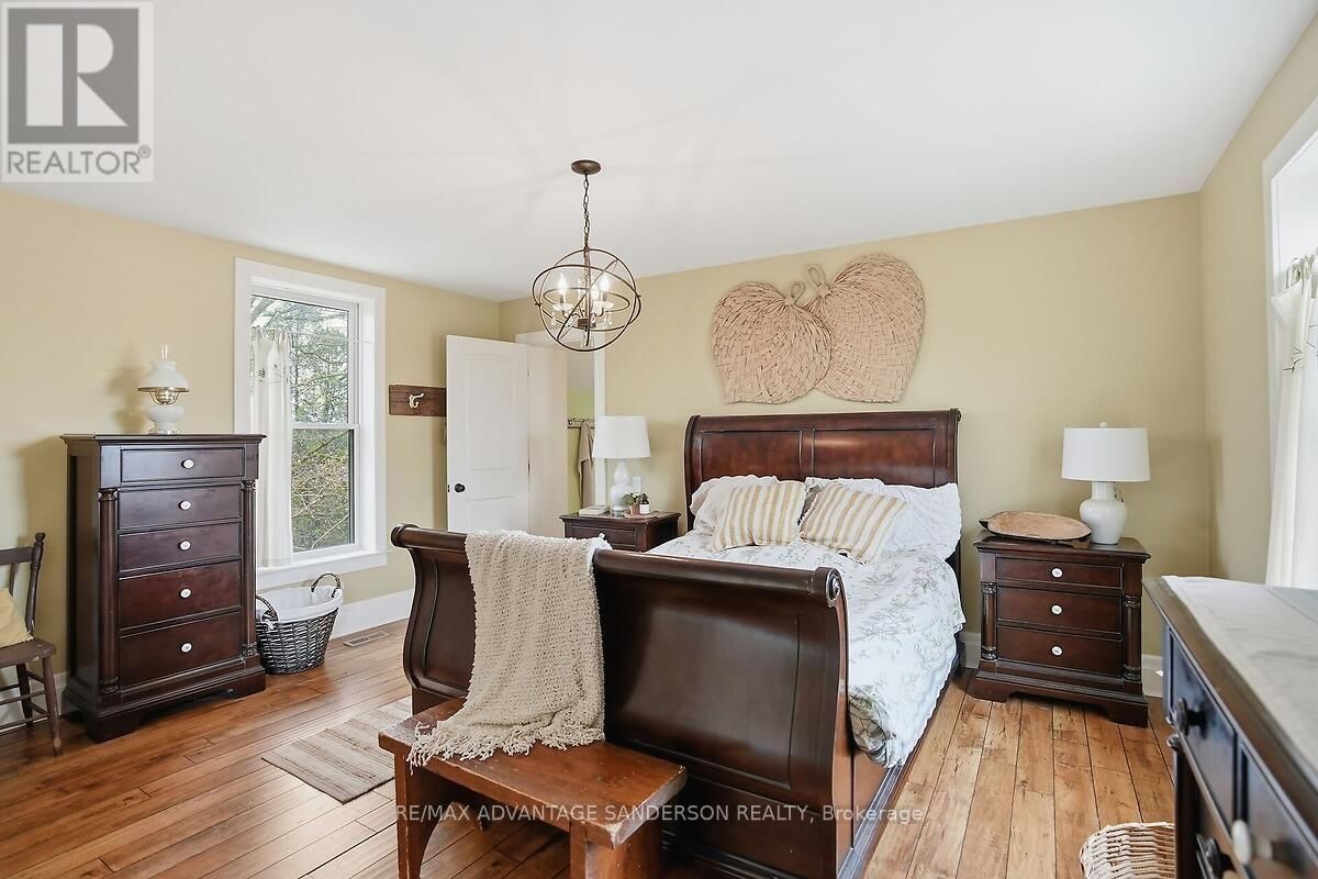 12486 MEDWAY ROAD Image 45