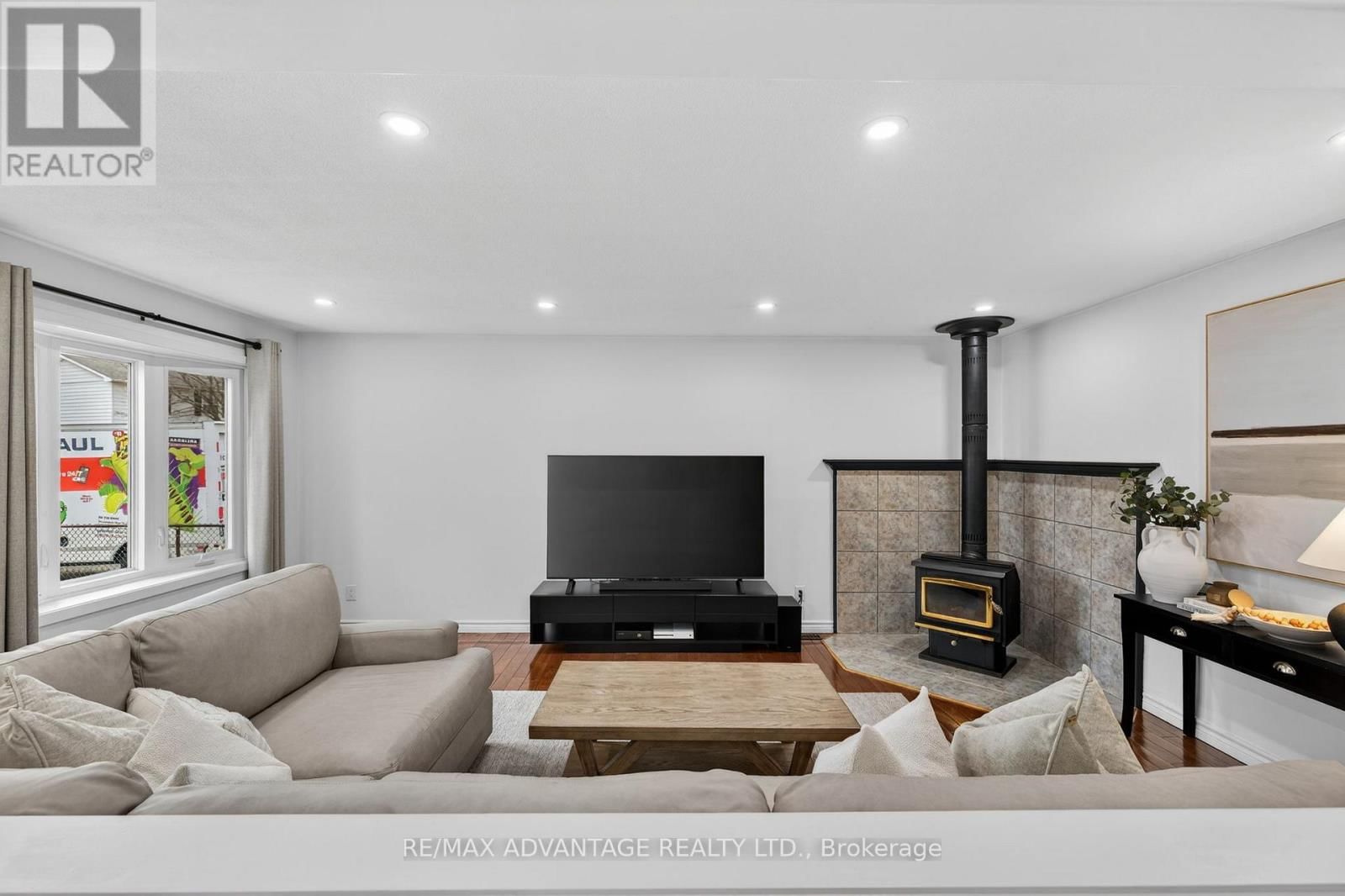 60 WEXFORD AVENUE Image 12