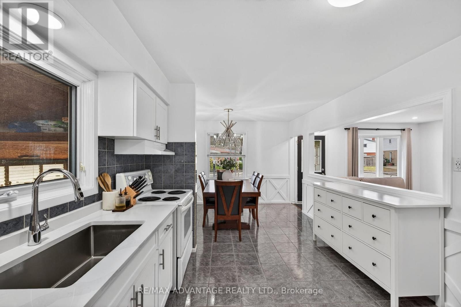 60 WEXFORD AVENUE Image 14