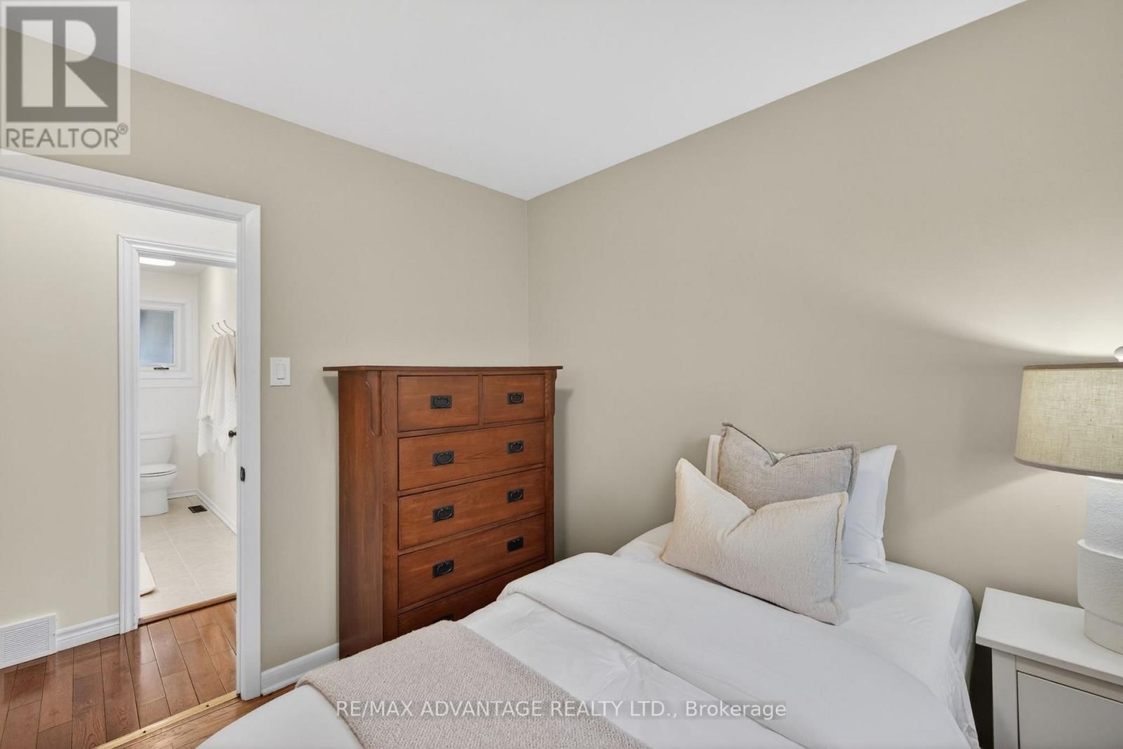 60 WEXFORD AVENUE Image 22