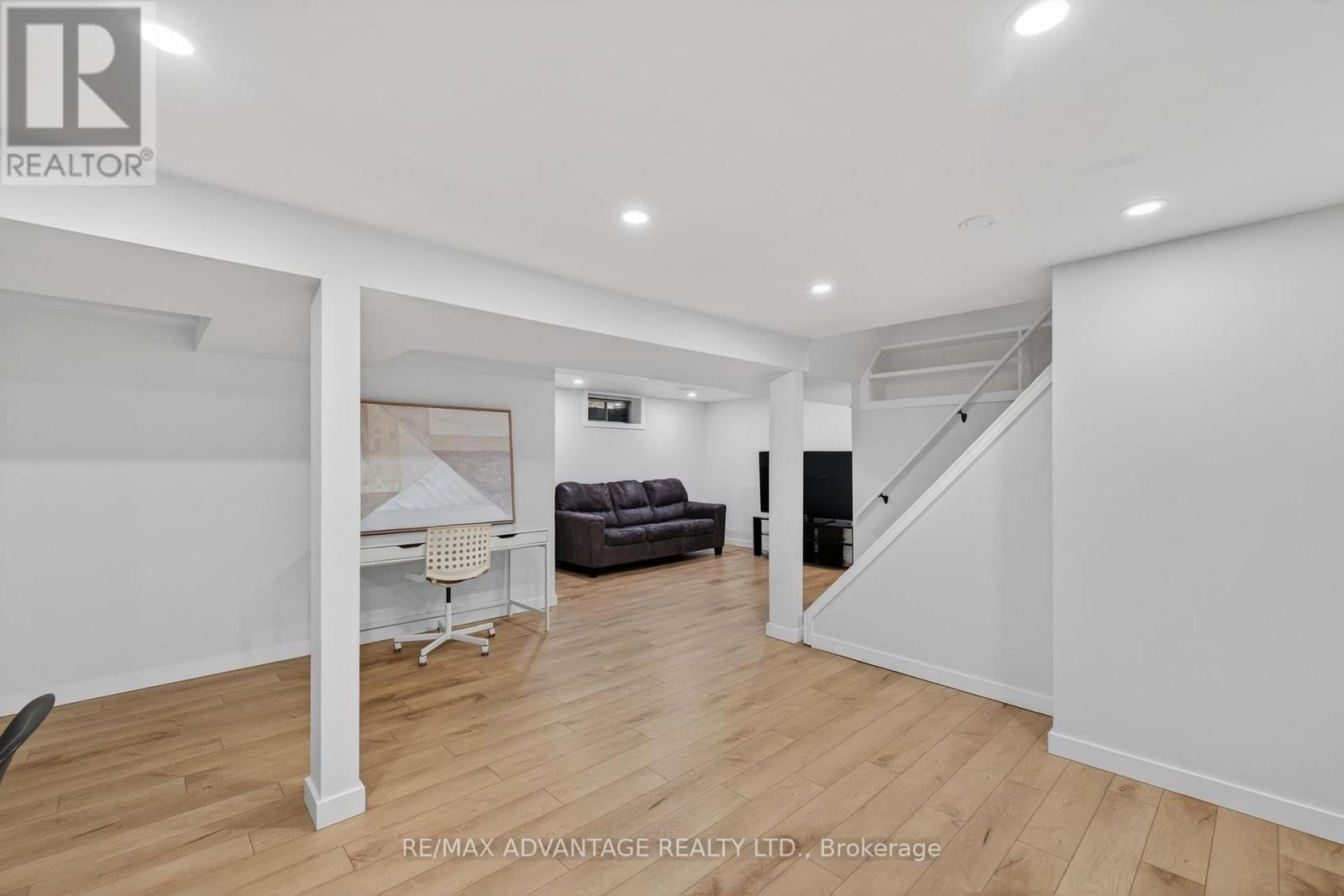 60 WEXFORD AVENUE Image 28