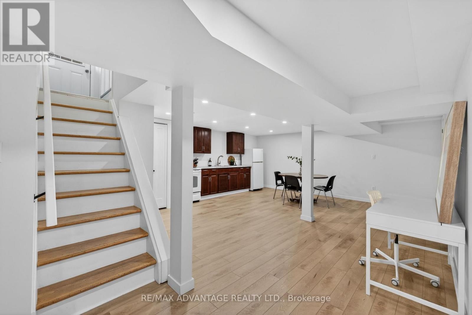 60 WEXFORD AVENUE Image 31