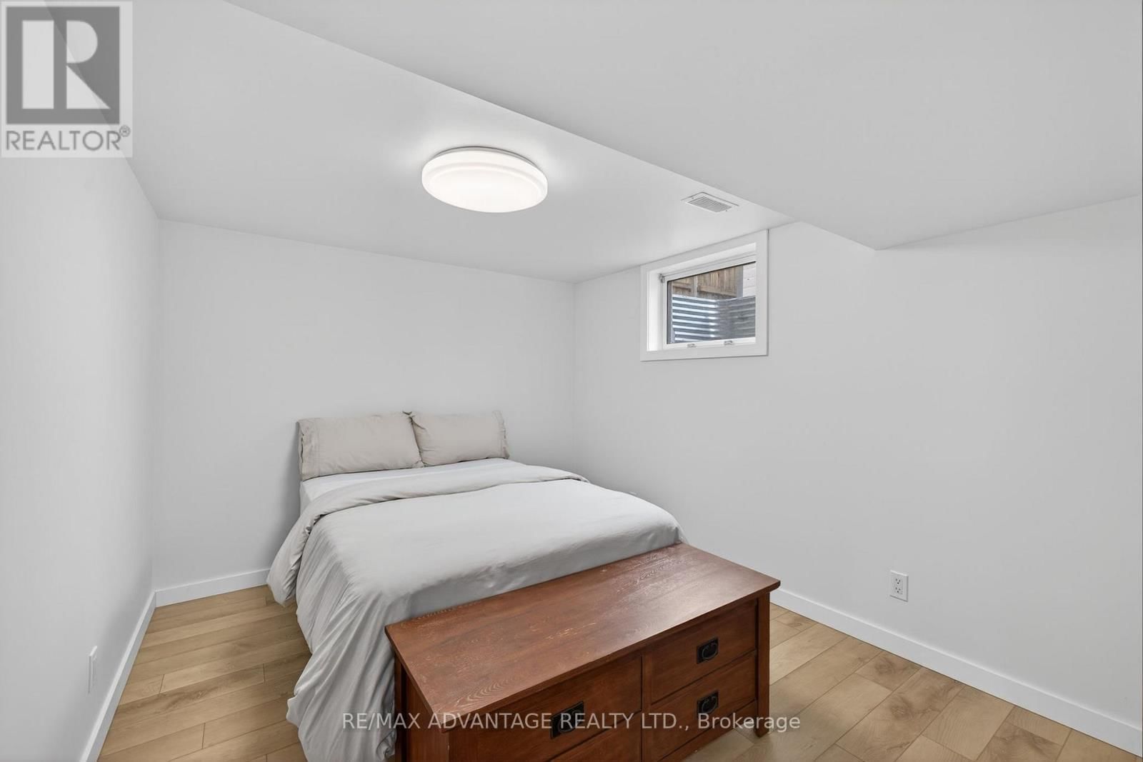 60 WEXFORD AVENUE Image 33