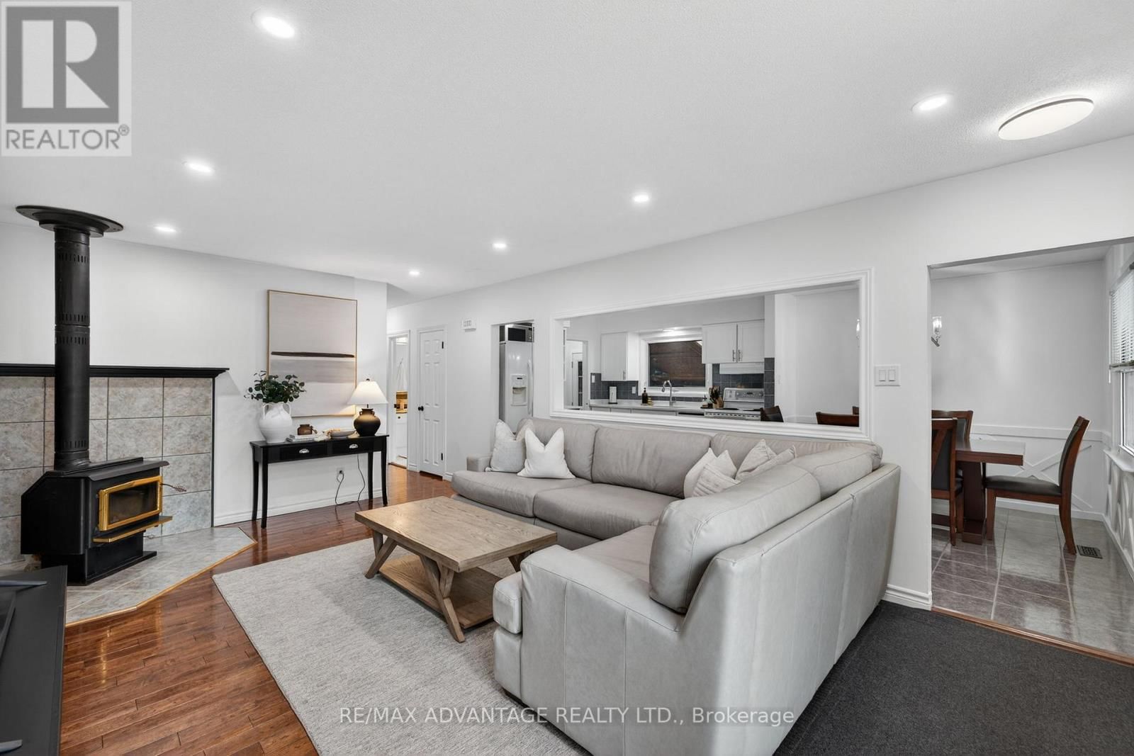 60 WEXFORD AVENUE Image 5